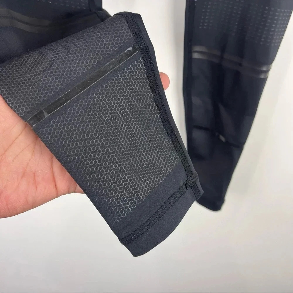 Lilybod Zahlee Running Leggings Black 3/4 Length Women's Size XS Gym Work Out - Picture 7 of 9